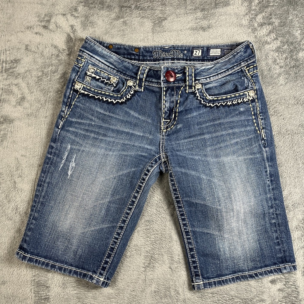 Miss Me Easy Bermuda Shorts Womens 27 Blue Whiskered Denim Ornate JE5014EM40
